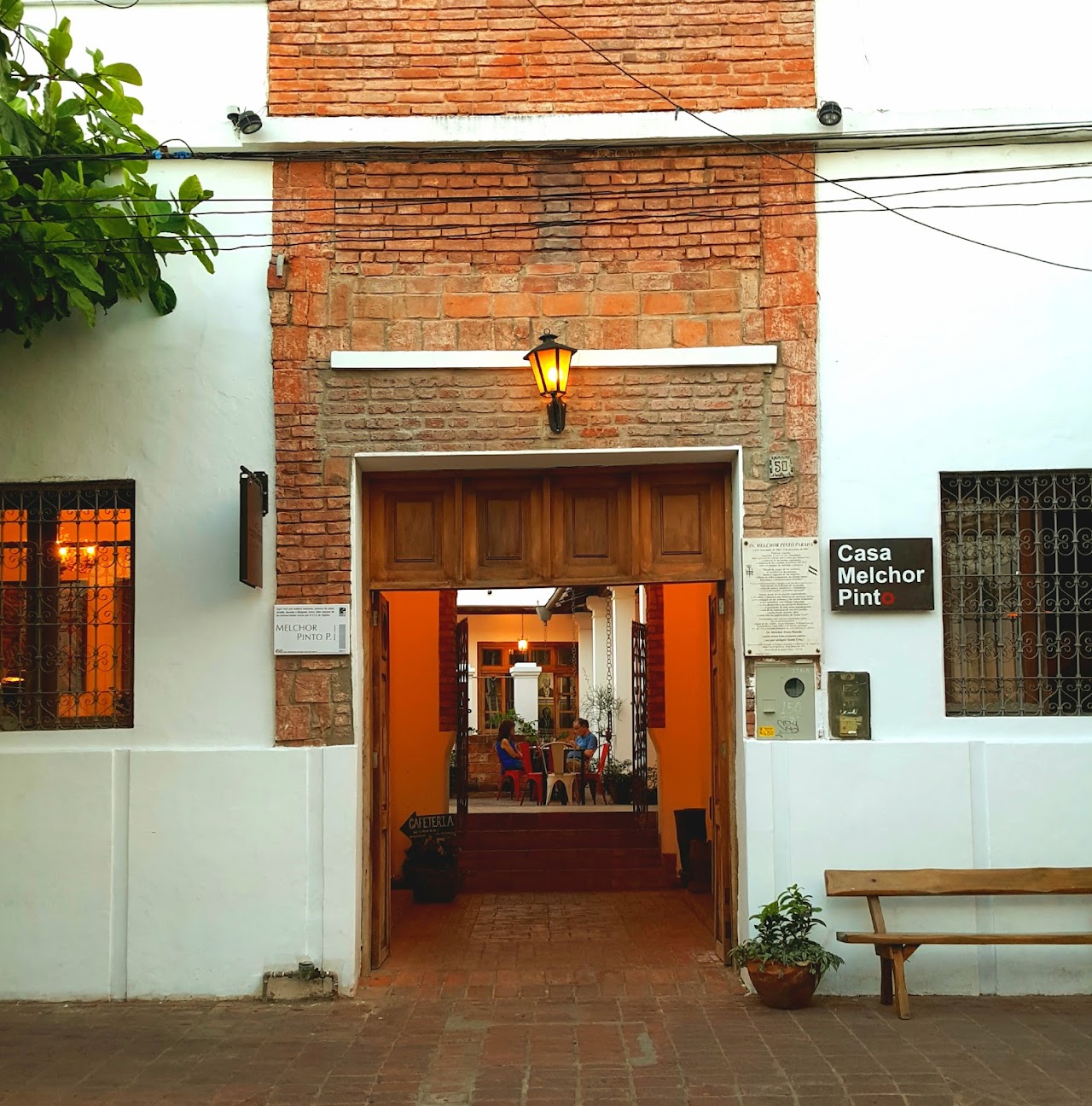 Melchor Pinto House Cultural Center, Санта-Крус-де-ла-Сьерра