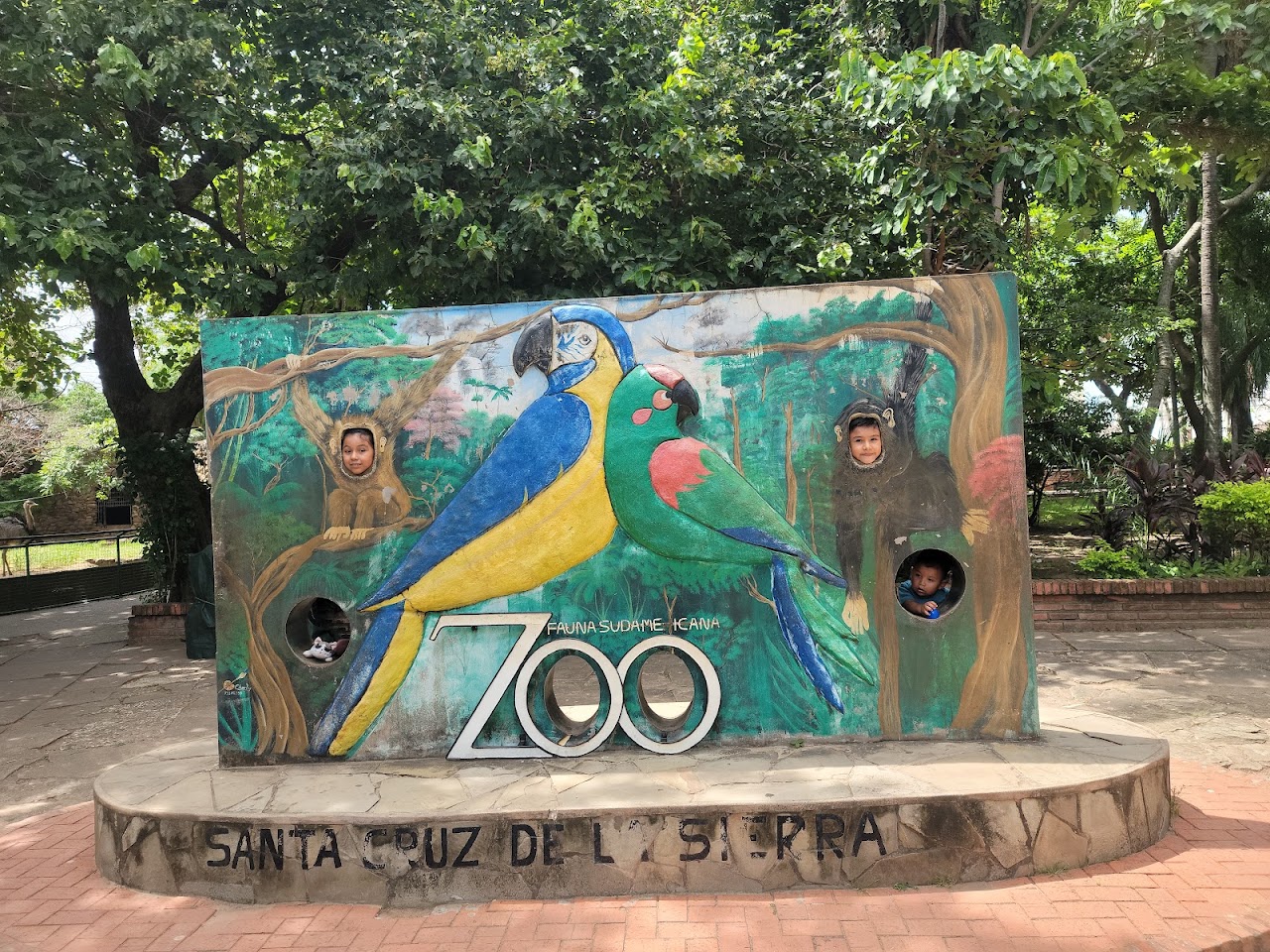 Santa Cruz Municipal Zoo, Санта-Крус-де-ла-Сьерра