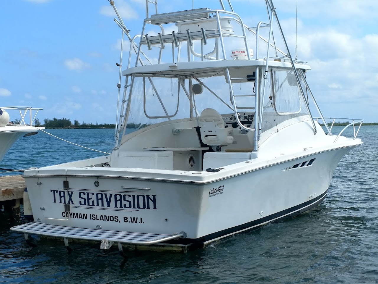 Dolphin Cove Cayman