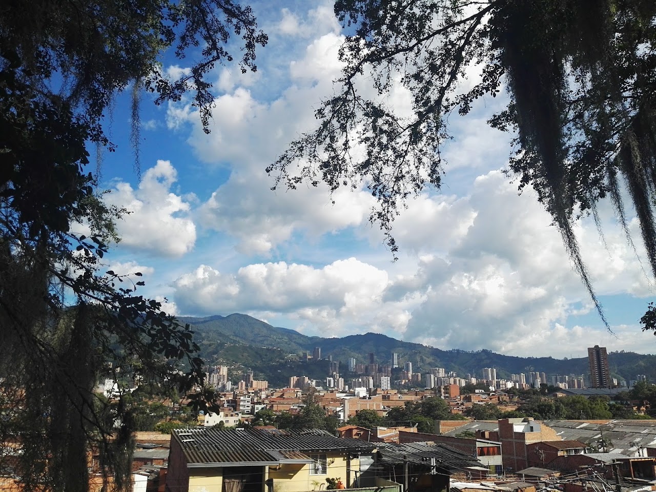 Museo Comunitario Graciliano Arcila Velez, Медельин