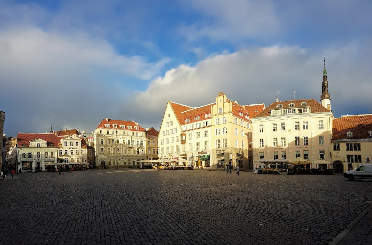 Ратушная Площадь, Эстония