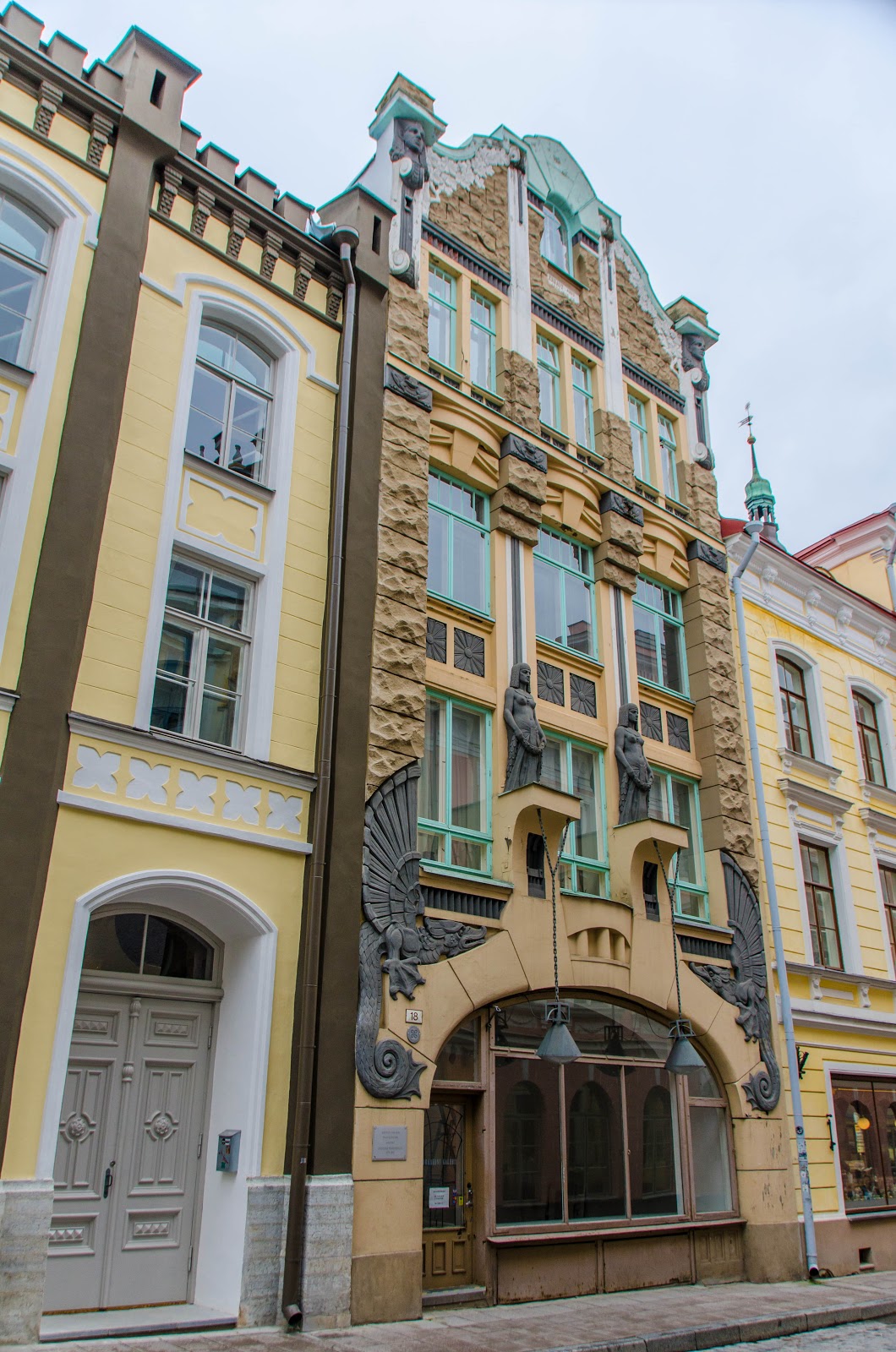 Галерея Драакони, Таллин