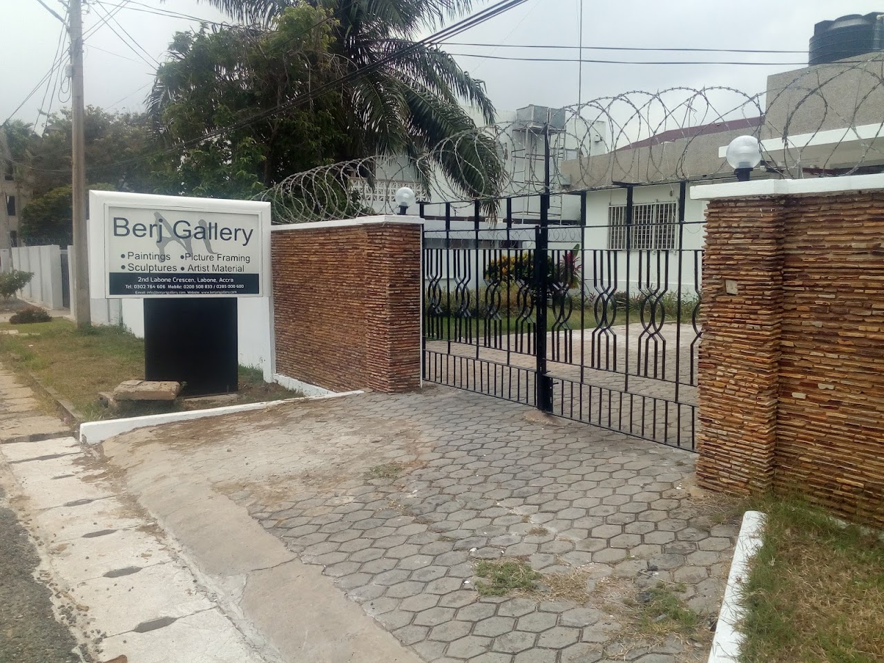 Berj Gallery, Аккра