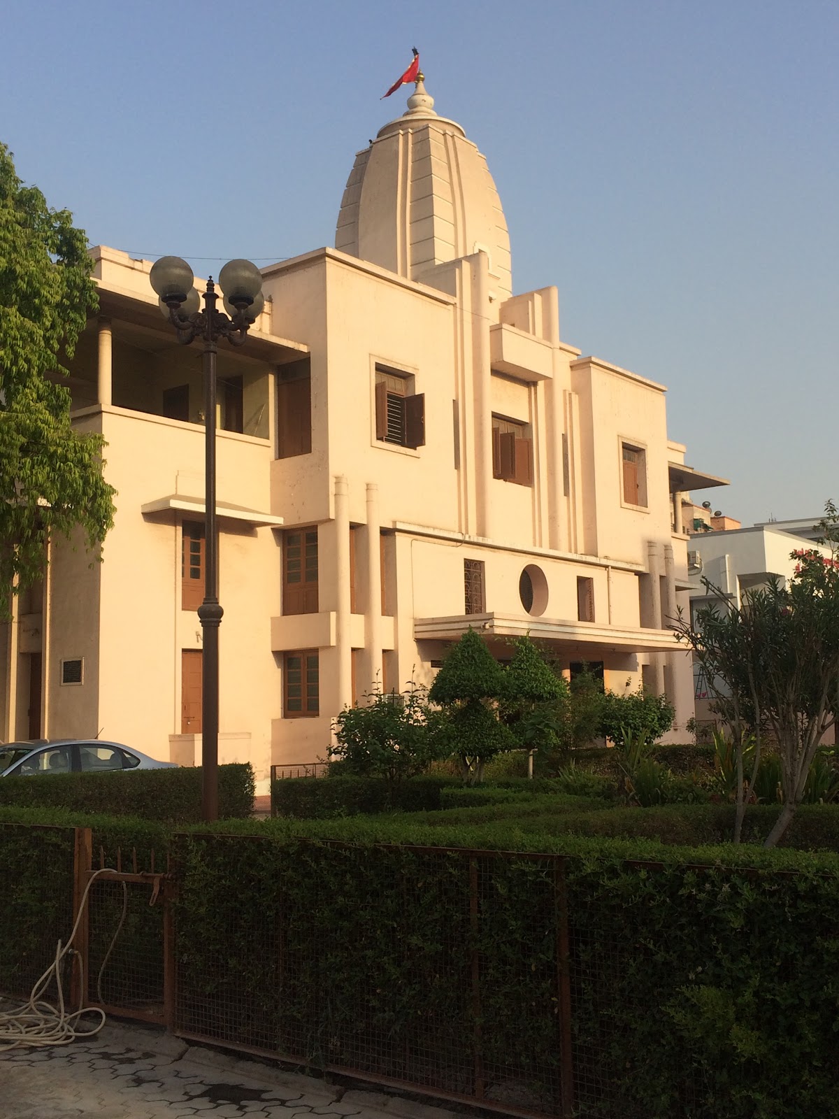 Ved Mandir, Ахмадабад
