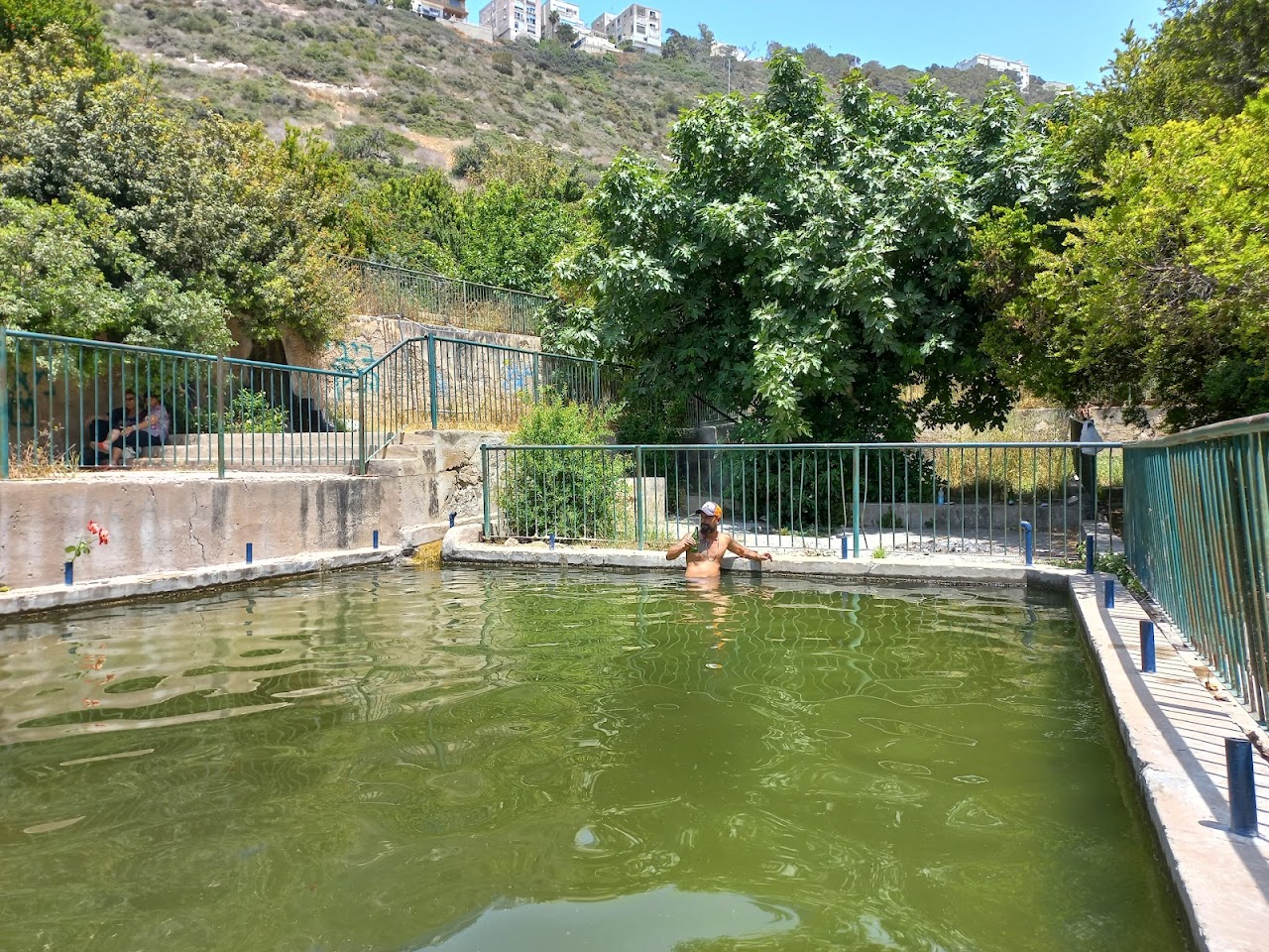Bustan Khayat