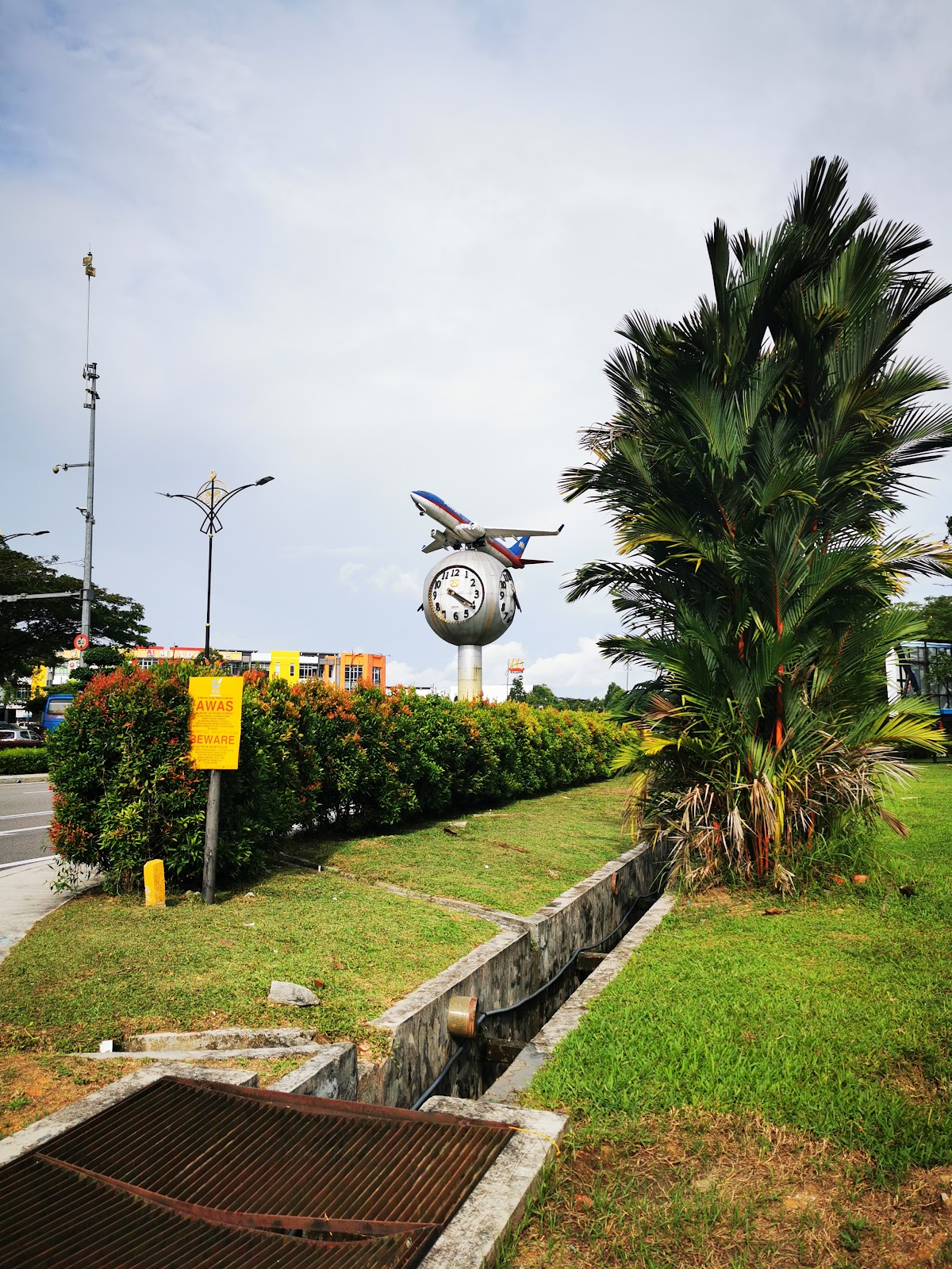 Senai Airport Clock Tower, Джохор-Бару