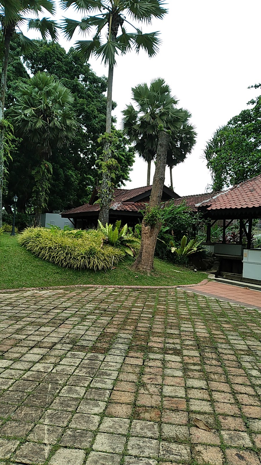 Rumah Tropika UTM
