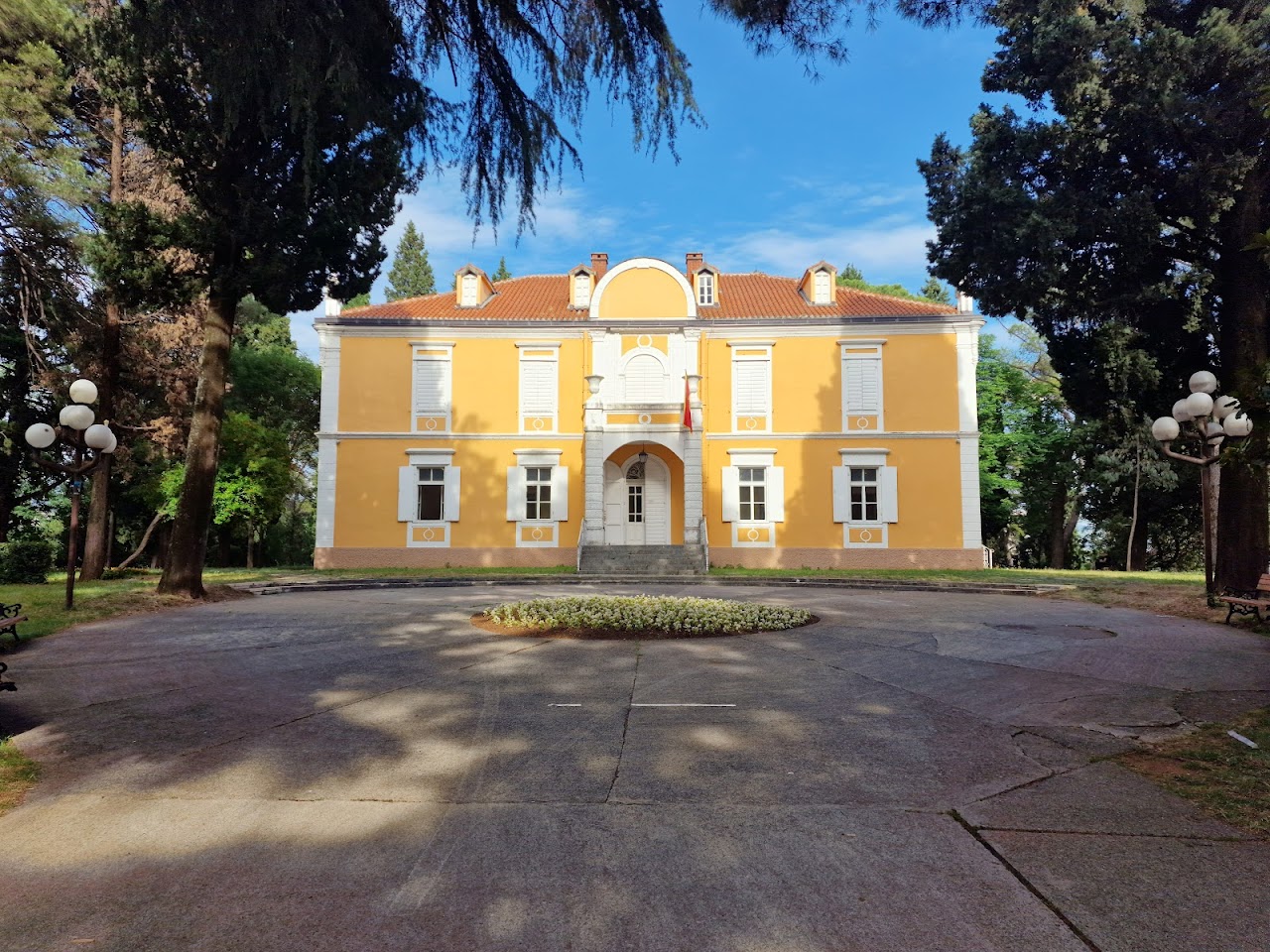 Petrovic Castle, Черногория