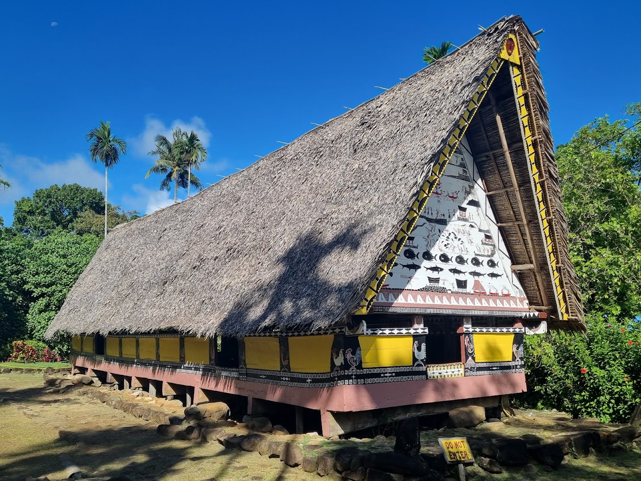 Airai Bai, Корор