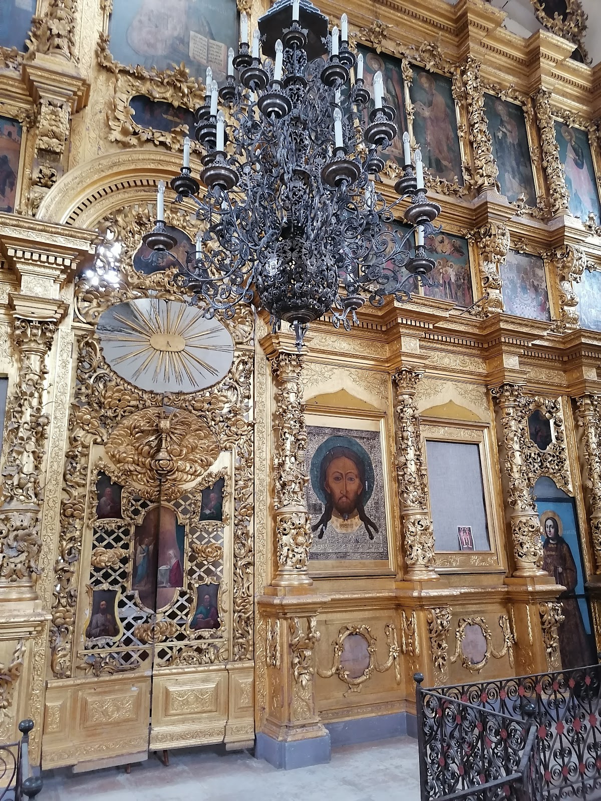 Михайло-Архангельский монастырь
