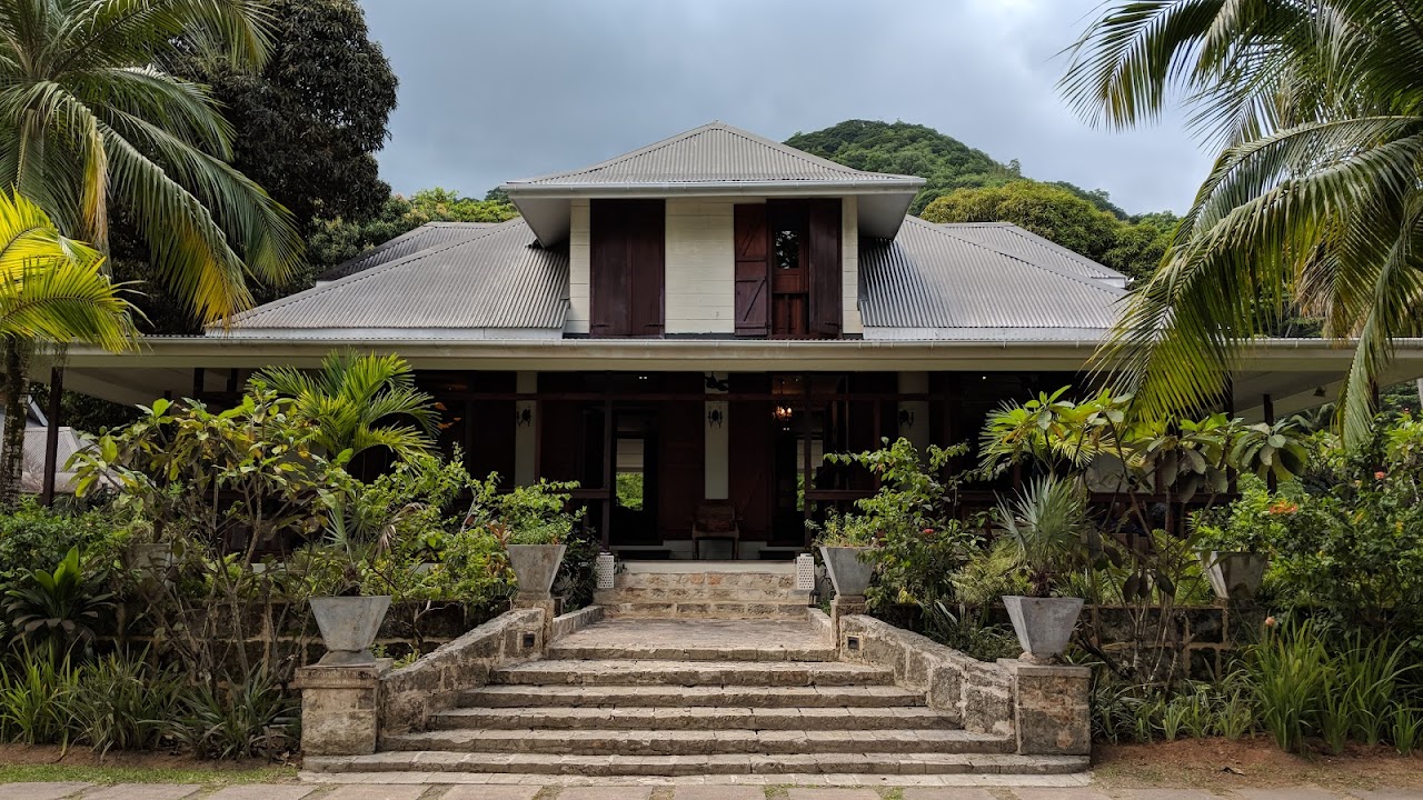 Takamaka Rum Distillery