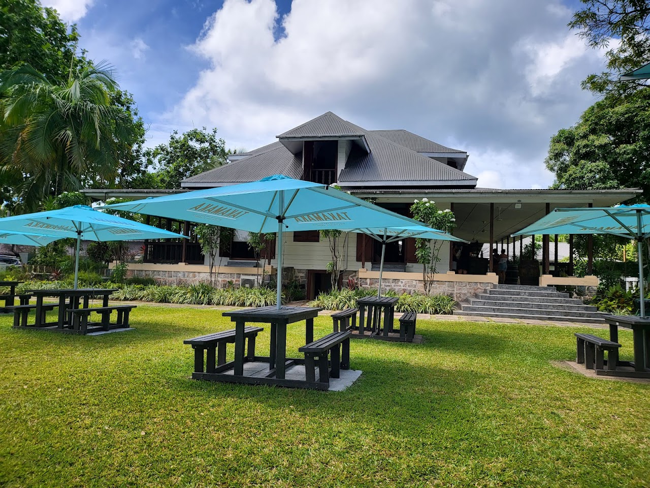 Takamaka Rum Distillery