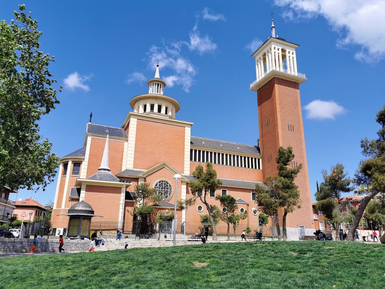 Santuario de Santa Gema, Мадрид
