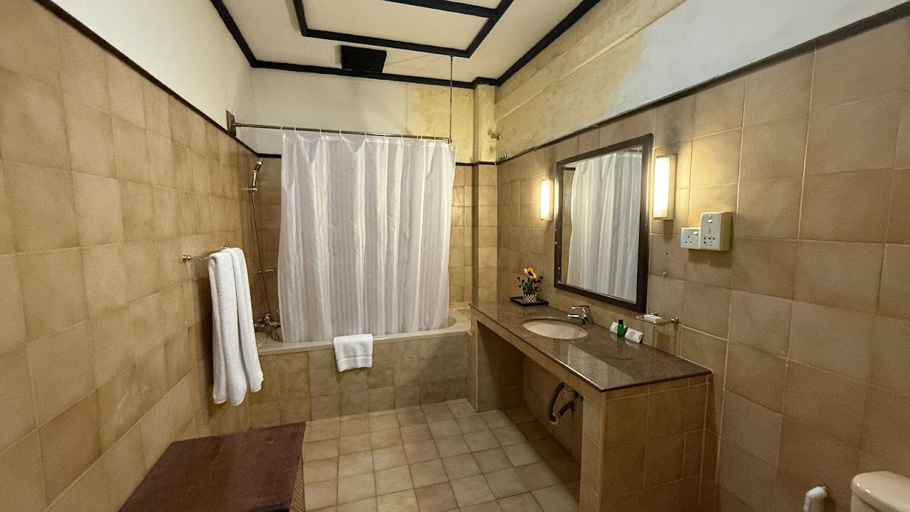 Grand Oriental Hotel
