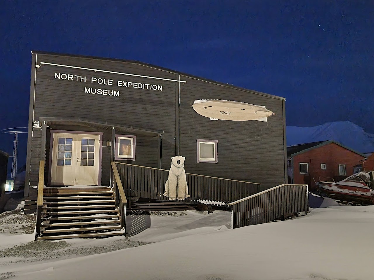North Pole Expedition Museum, Лонгйир