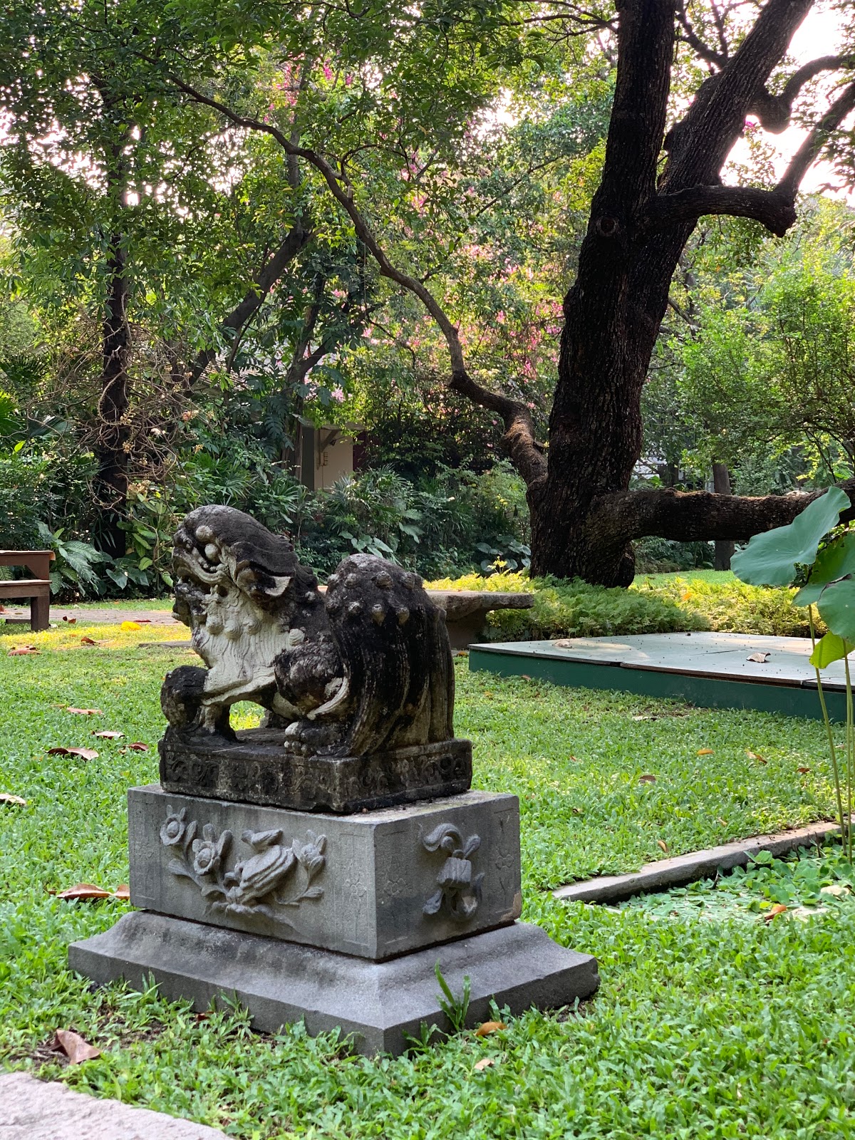Plai Noen Palace (Khlong Toei Palace)