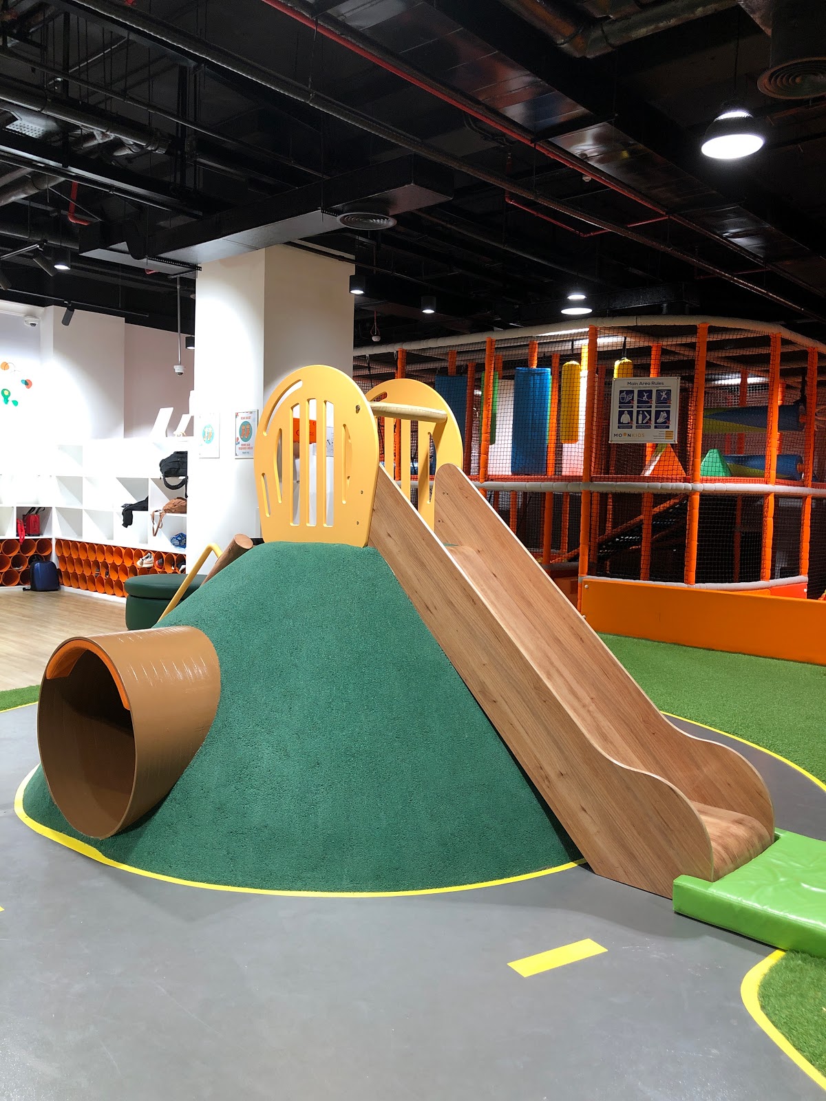 Orange Wheels — Al Wahda Mall, Абу-Даби