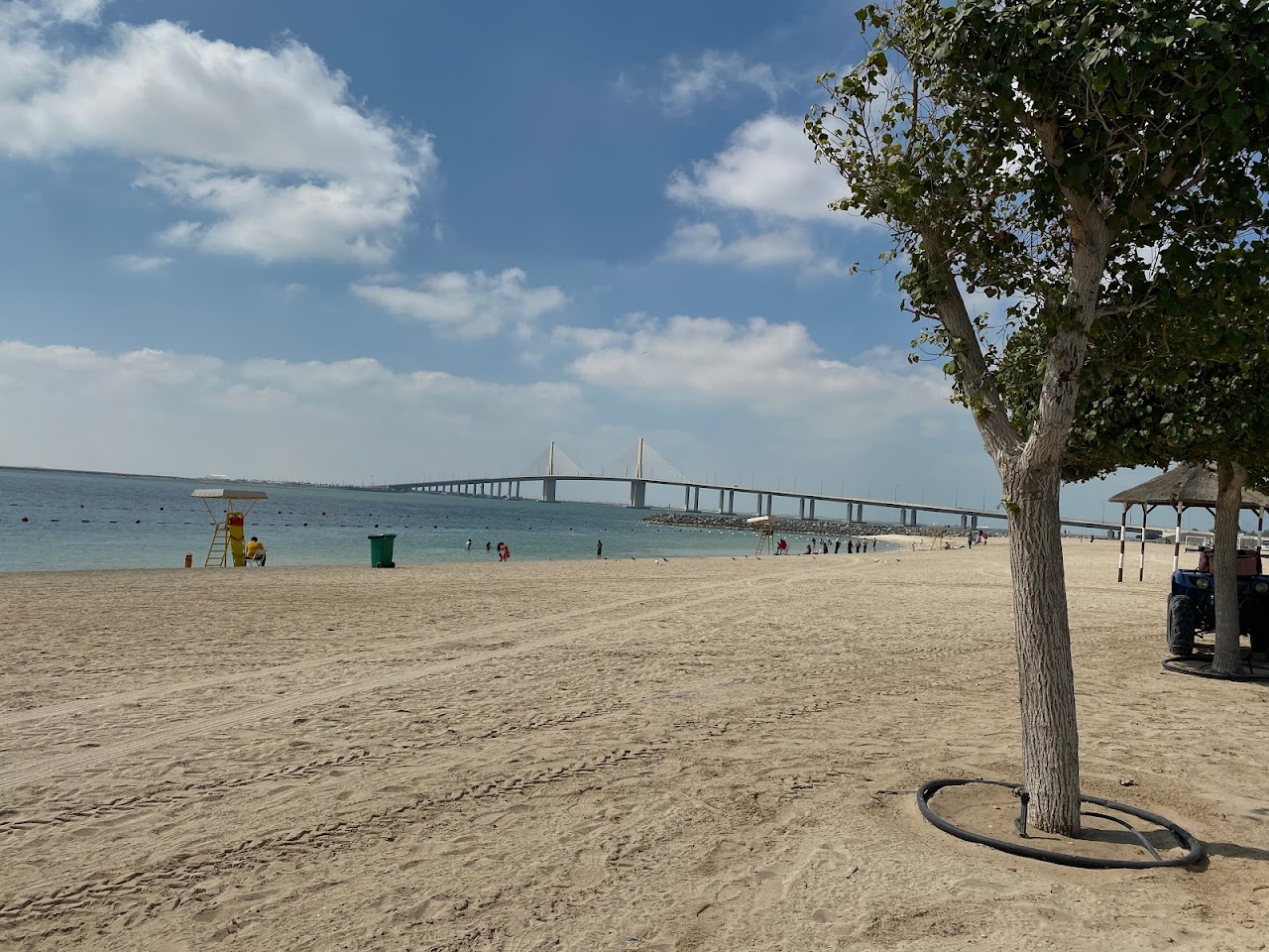 Al Bateen Beach, Абу-Даби