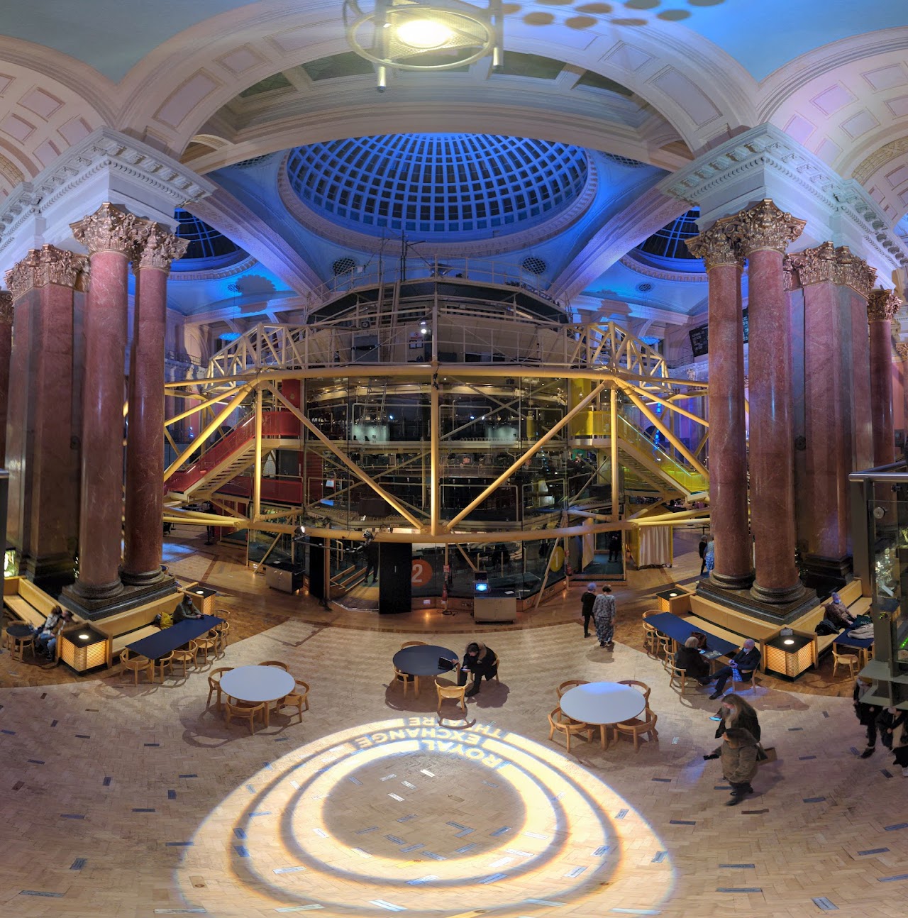Royal Exchange Theatre, Манчестер