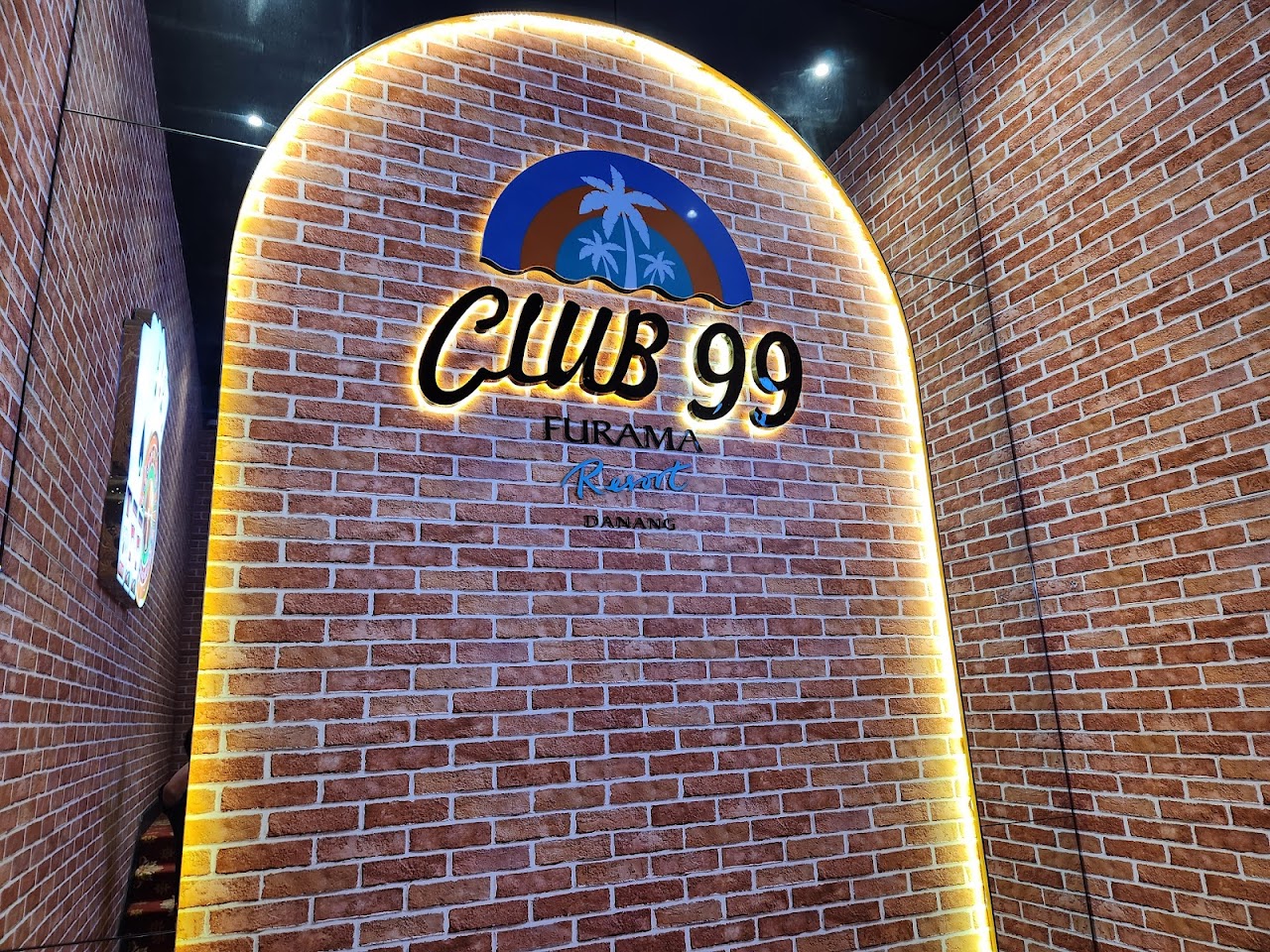 Club 99